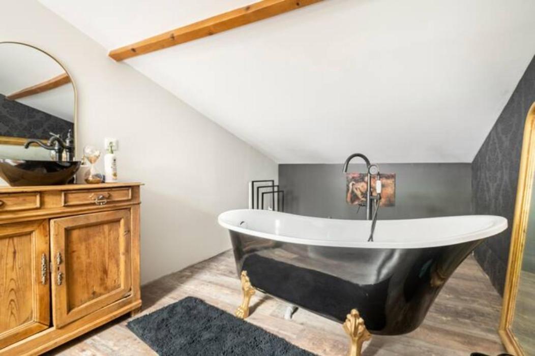 Le Loft Bergeracois & Salle De Jeux Exteriör bild